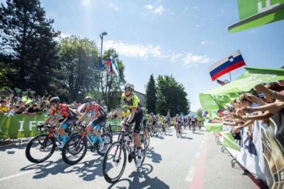 Odstartoval jubilejní 30. ročník premiérového slovinského cyklistického podniku